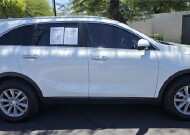 2018 Kia Sorento in Mesa, AZ 85212 - 18148347 4