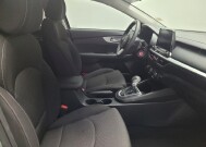 2022 Kia Forte in Downey, CA 90241 - 18148358 21