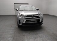2019 Toyota Highlander in Tulsa, OK 74145 - 18148406 14