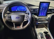 2020 Ford Explorer in Miami, FL 33157 - 18148447 22