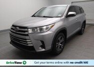 2019 Toyota Highlander in Lakewood, CO 80215 - 18148500 1