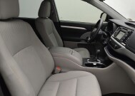 2019 Toyota Highlander in Lakewood, CO 80215 - 18148500 21