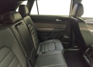 2021 Volkswagen Atlas in Peoria, IL 61615 - 18148615 19