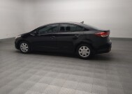 2017 Kia Forte in San Antonio, TX 78238 - 18148662 3