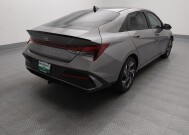 2025 Hyundai Elantra in Independence, MO 64055 - 18148749 9
