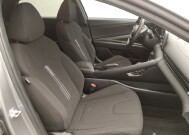 2025 Hyundai Elantra in Independence, MO 64055 - 18148749 21