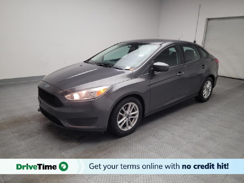 2018 Ford Focus in Downey, CA 90241 - 18148846
