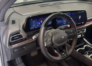 2025 Chevrolet Traverse in Burlington, WI 53105 - 18148870 19