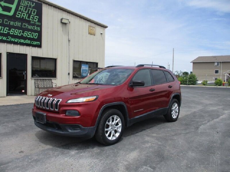 2016 Jeep Cherokee in Oak Grove, MO 64075 - 18148882