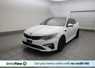 2019 Kia Optima in Phoenix, AZ 85022 - 18148981 1