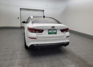 2019 Kia Optima in Phoenix, AZ 85022 - 18148981 6