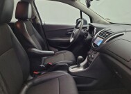 2015 Chevrolet Trax in Maple Heights, OH 44137 - 18149003 21