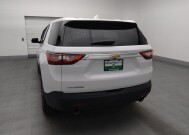 2020 Chevrolet Traverse in Jacksonville, FL 32225 - 18149020 6