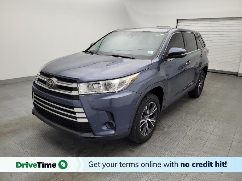 2019 Toyota Highlander in Winston-Salem, NC 27103 - 18149031
