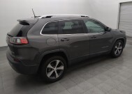 2019 Jeep Cherokee in Houston, TX 77060 - 18149076 10