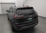 2019 Jeep Cherokee in Houston, TX 77060 - 18149076 6