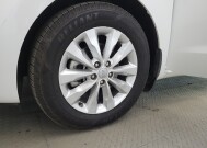 2015 Kia Sedona in Pittsburgh, PA 15236 - 18149224 31