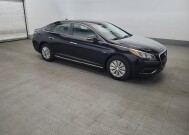 2016 Hyundai Sonata in Allentown, PA 18103 - 18149227 11