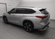 2021 Toyota Highlander in Greensboro, NC 27407 - 18149255 3