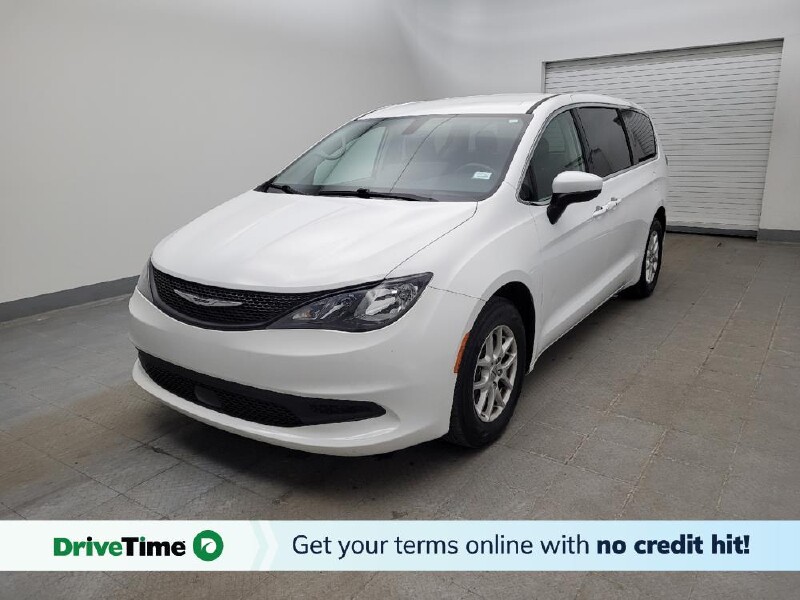 2022 Chrysler Voyager in Fairfield, OH 45014 - 18149294