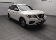 2017 Nissan Pathfinder in El Paso, TX 79907 - 18149360 13