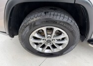 2015 Jeep Grand Cherokee in Knoxville, TN 37920 - 18149405 25