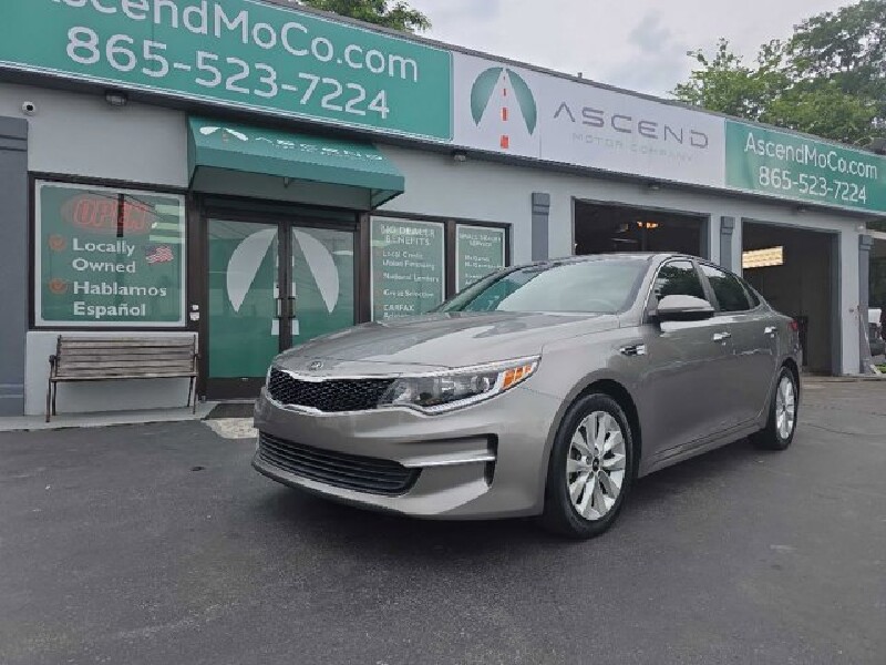2018 Kia Optima in Knoxville, TN 37912 - 18149446