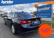 2017 Chevrolet Malibu in Conway, AR 72032 - 18149524 16