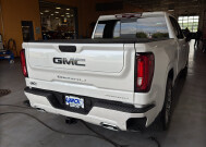 2025 GMC Sierra 1500 in Burlington, WI 53105 - 18149552 5