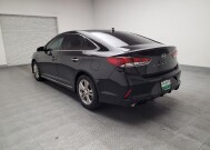 2018 Hyundai Sonata in Fresno, CA 93726 - 18149560 5