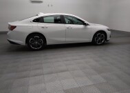 2020 Chevrolet Malibu in Tulsa, OK 74145 - 18149707 10