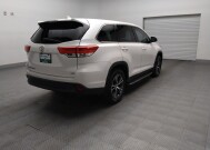 2019 Toyota Highlander in Fort Worth, TX 76116 - 18149718 9