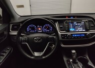 2019 Toyota Highlander in Fort Worth, TX 76116 - 18149718 22