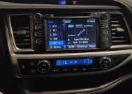 2019 Toyota Highlander in Fort Worth, TX 76116 - 18149718 25