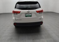 2019 Toyota Highlander in Fort Worth, TX 76116 - 18149718 6