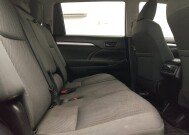 2018 Toyota Highlander in Arlington, TX 76011 - 18149760 19