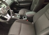 2018 Nissan Rogue in Fort Myers, FL 33907 - 18149804 17