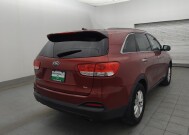 2016 Kia Sorento in Tampa, FL 33612 - 18149832 9
