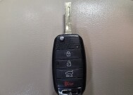 2016 Kia Sorento in Tampa, FL 33612 - 18149832 32