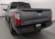2017 Nissan Titan in Clearwater, FL 33764 - 18149845 5