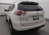 2015 Nissan Rogue in Clearwater, FL 33764 - 18149869 5