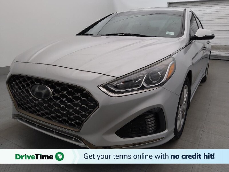 2019 Hyundai Sonata in Tampa, FL 33612 - 18149873