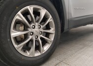 2019 Jeep Cherokee in Jacksonville, FL 32210 - 18149900 31