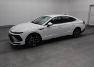 2024 Hyundai Sonata in Gainesville, FL 32609 - 18149936 2