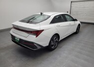 2025 Hyundai Elantra in Raleigh, NC 27604 - 18150022 9