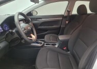 2019 Hyundai Elantra in Toledo, OH 43617 - 18150182 17