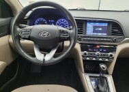 2020 Hyundai Elantra in Toledo, OH 43617 - 18150185 22