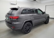 2018 Jeep Grand Cherokee in Miamisburg, OH 45342 - 18150205 10