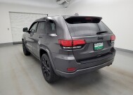 2018 Jeep Grand Cherokee in Miamisburg, OH 45342 - 18150205 5