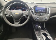 2020 Chevrolet Malibu in Miamisburg, OH 45342 - 18150216 22